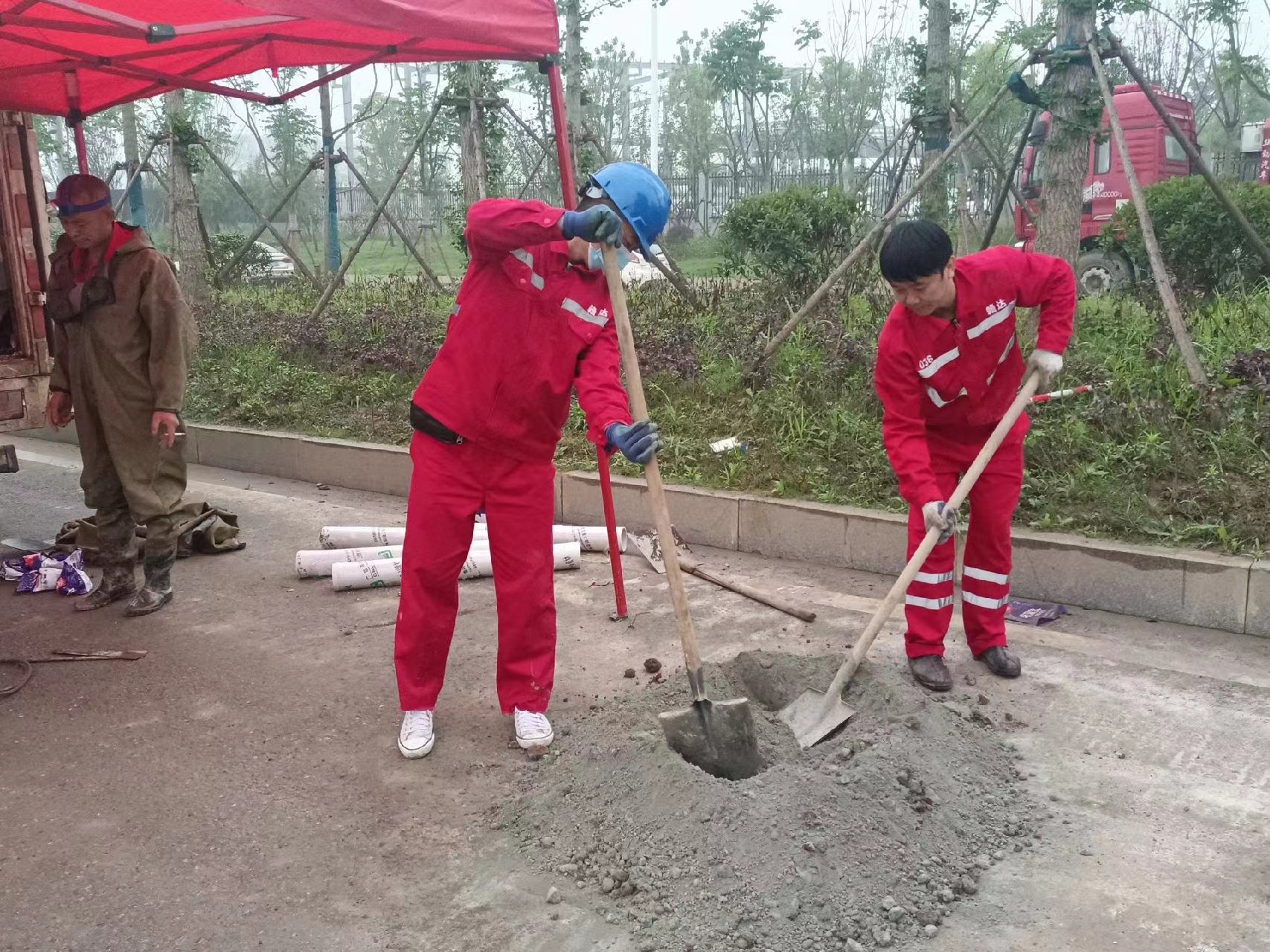 新建管道疏通哪家好】及时进行市政管道清淤